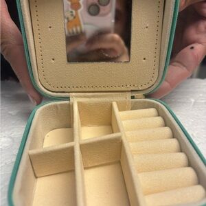 Compact Jewelry Organizer with Mirror